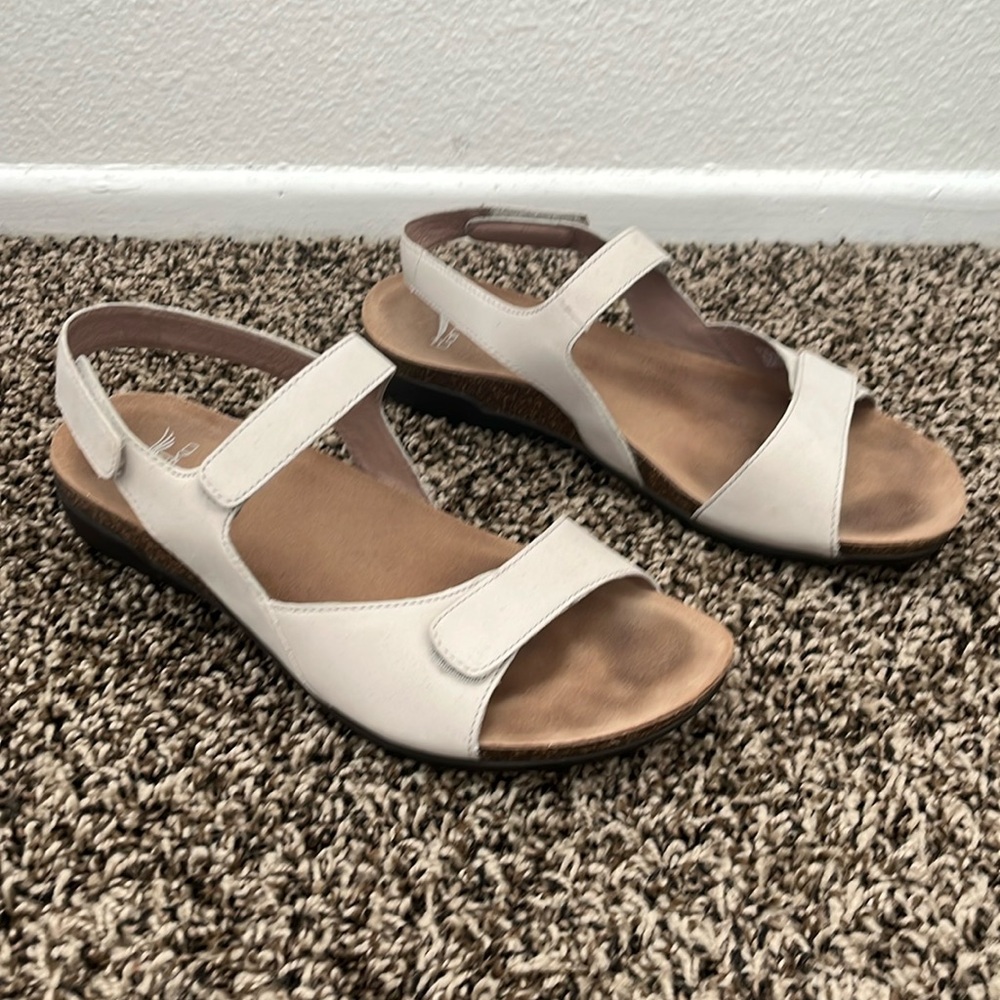 Dansko Ronda Sandals